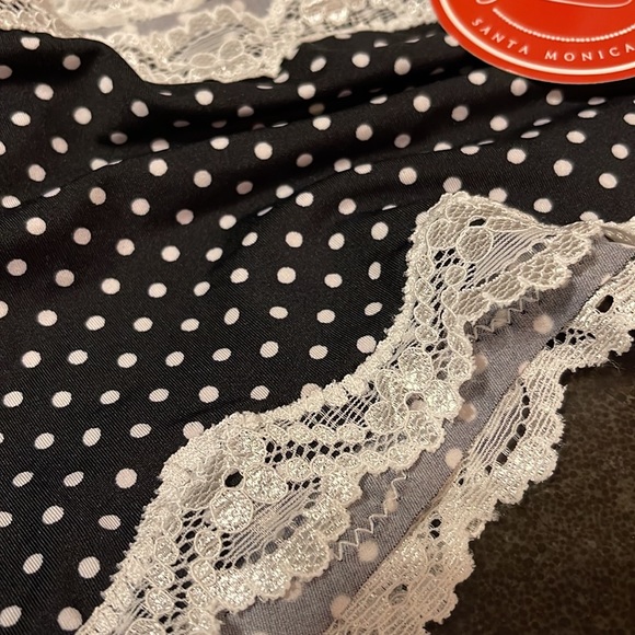 Plus Size Lingerie Panties - Picture 4 of 5